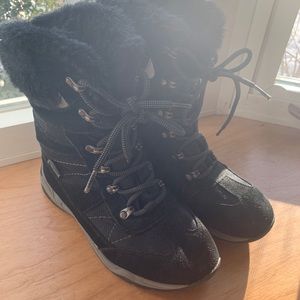 KHOMBU waterproof snow boot